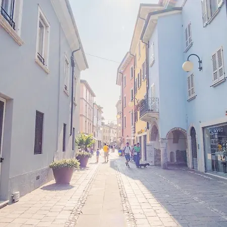 Old Town Alley - Italian Homing Apartment