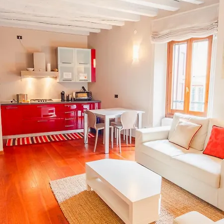 Apartment Old Town Alley - Italian Homing *